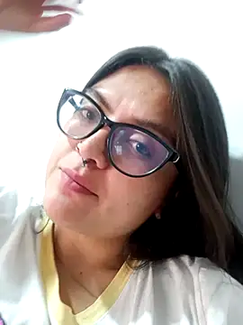 CarolineHot 04 online show from 26, 7, 2026