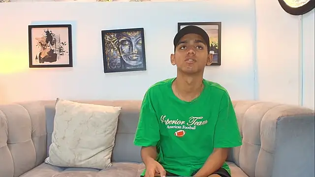 LOVELY LEGANDS online show from 28, 7, 2026