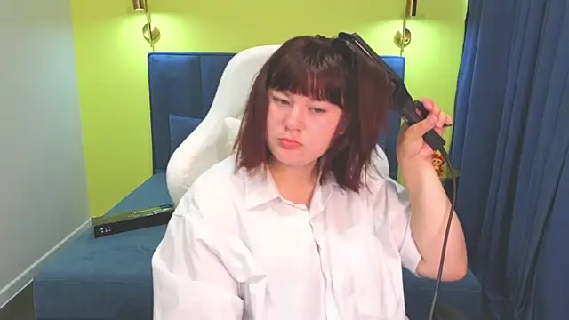 Emilly Morgan online show from 29, 7, 2026