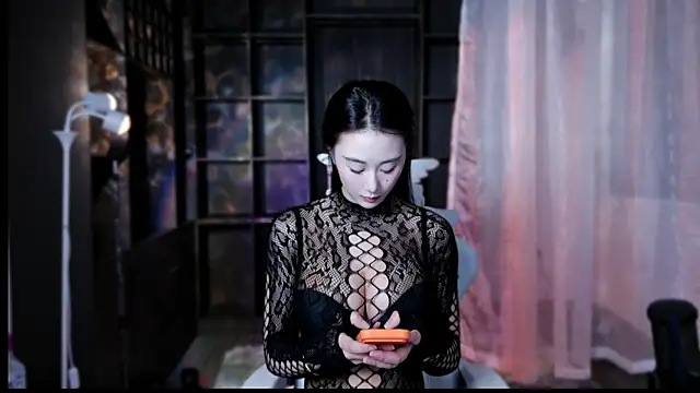 Lucky  Yuner online show from 28, 7, 2026
