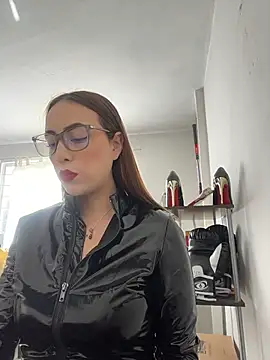 valery mistress online show from 28, 7, 2026