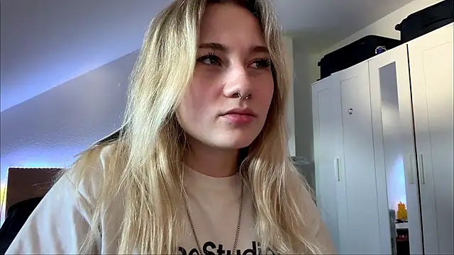 tutsiecutie online show from 28, 7, 2026