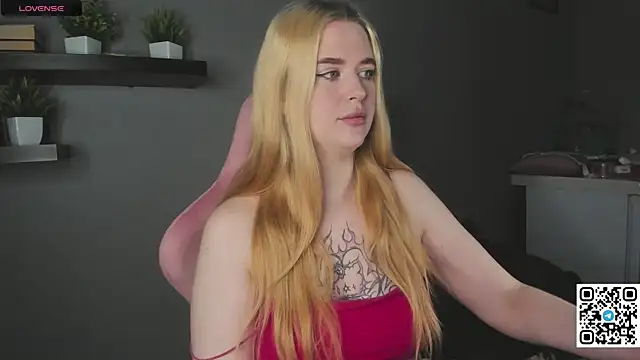 Betany foxs online show from 25, 7, 2026