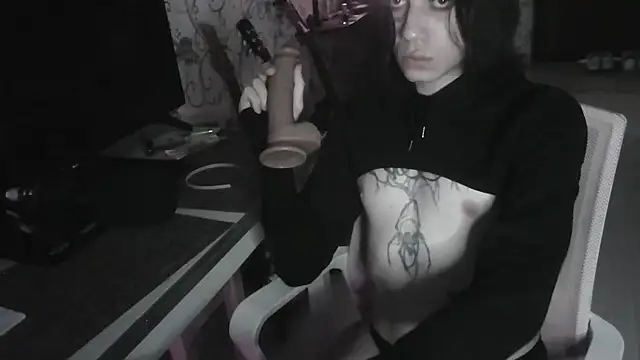 Snapshot of Kira_UwU_666 chatting on 27, 7, 2026 Kira UwU 666 online show from 27, 7, 2026
