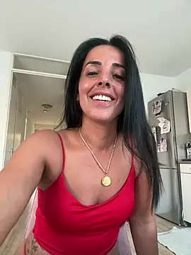 diamantje32 online show from 25, 7, 2026