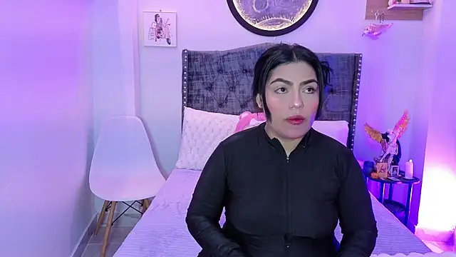 Snapshot of kyana_cream chatting on 26, 7, 2026 kyana cream online show from 26, 7, 2026