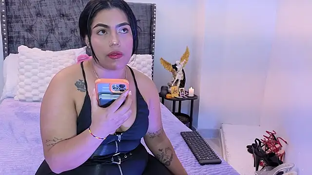 Snapshot of kyana_cream chatting on 28, 7, 2026 kyana cream online show from 28, 7, 2026