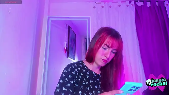 jessierocketx online show from 21, 10, 2025