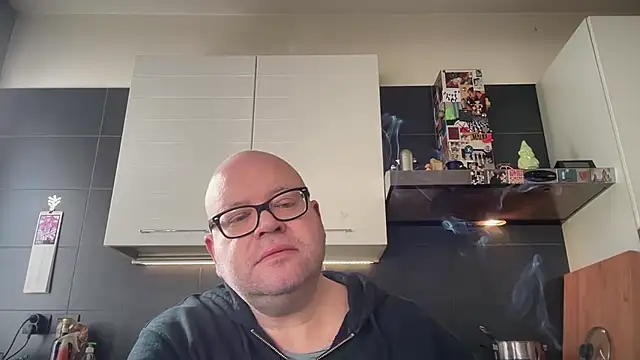 theitalianbear online show from 25, 4, 2026