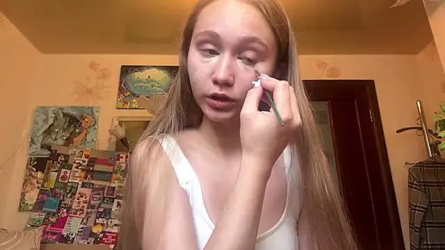 ShellieSavko online show from 29, 7, 2026