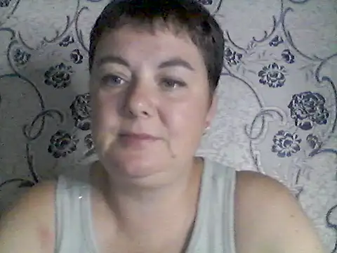 CherryLove7777 online show from 28, 7, 2026