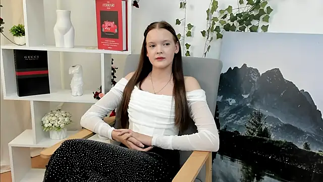 ShaniGalimore online show from 29, 7, 2026