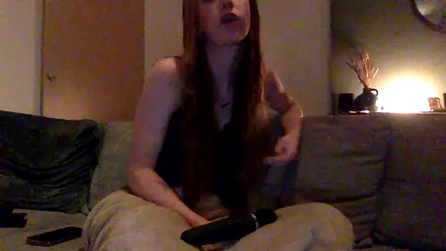 itsyourqueen online show from 6, 8, 2026