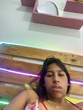 Candy 1018 online show from 28, 7, 2026