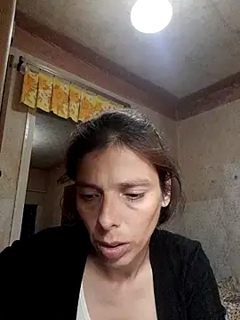 AnnaKissXX online show from 28, 7, 2026