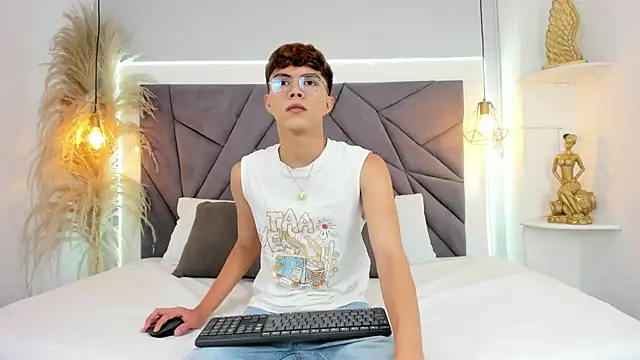ErickDelRio online show from 4, 8, 2026