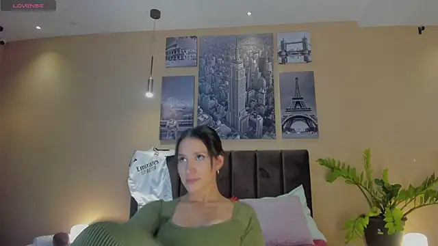 Olivia jazz online show from 5, 3, 2025