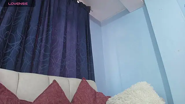 Snapshot of Ebony_Dirty chatting on 3, 8, 2026 Ebony Dirty online show from 3, 8, 2026
