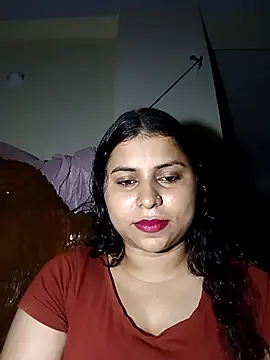 Snapshot of Subrina100 chatting on 3, 8, 2026 Subrina100 online show from 3, 8, 2026