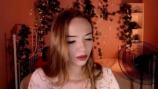 Cutie  Kitty online show from 5, 8, 2026
