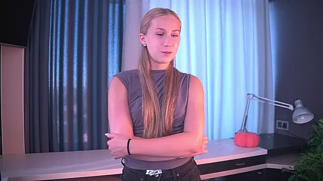 RosannaBarrientes online show from 10, 8, 2026
