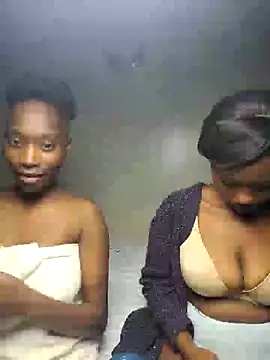Snapshot of Duo_Desires chatting on 7, 8, 2026 Duo Desires online show from 7, 8, 2026
