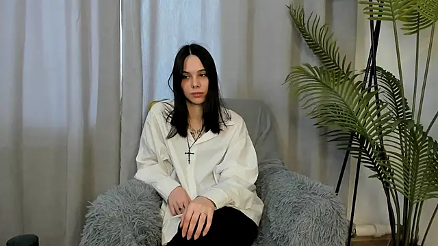 TanjaFazzone online show from 7, 8, 2026