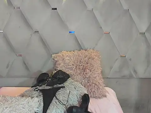 SexyAlondraa online show from 7, 8, 2026
