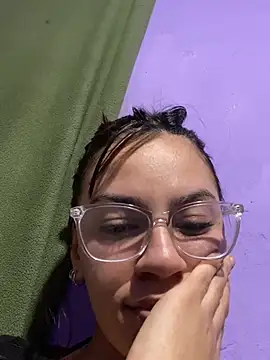 Miaperezz19 online show from 7, 8, 2026