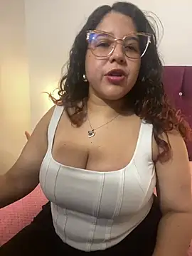 Snapshot of shara_ chatting on 28, 2, 2025 shara online show from 28, 2, 2025