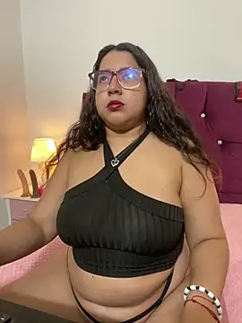 Snapshot of shara_ chatting on 1, 3, 2026 shara online show from 1, 3, 2026