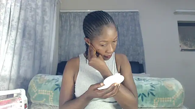 leanna23 online show from 26, 4, 2026