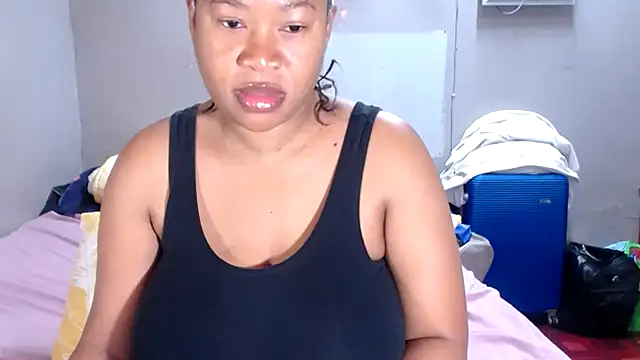 Snapshot of BigAreola26 chatting on 17, 3, 2026 BigAreola26 online show from 17, 3, 2026