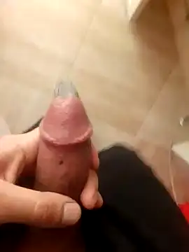 Snapshot of Demillvan chatting on 10, 1, 2025 Demillvan online show from 10, 1, 2025