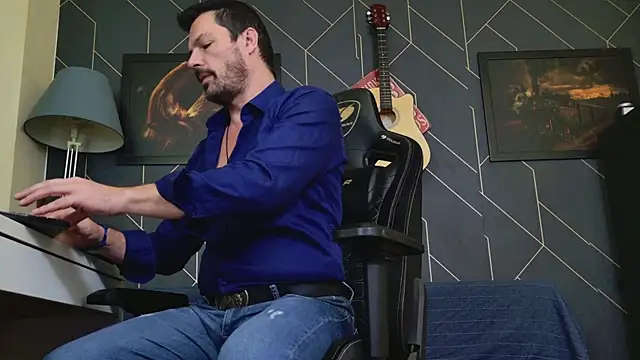 ChrisKox online show from 12, 1, 2026