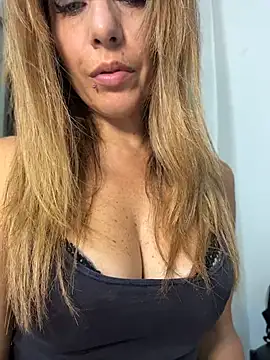 sexylenia online show from 28, 7, 2026