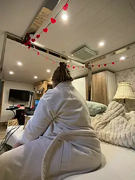 BootyLola online show from 5, 3, 2026