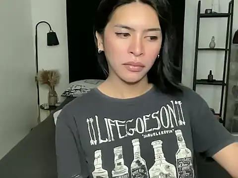 your bianca69 online show from 2, 11, 2025