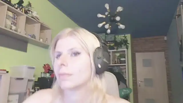 Snapshot of karmija chatting on 2, 6, 2026 karmija online show from 2, 6, 2026