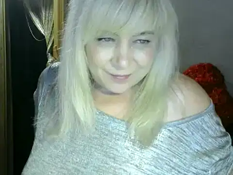 Snapshot of AgoniA7 chatting on 15, 12, 2024 AgoniA7 online show from 15, 12, 2024