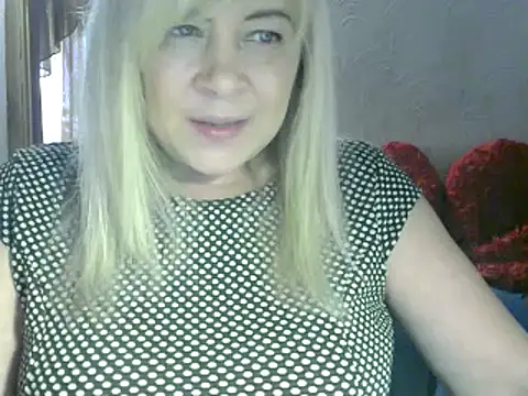 Snapshot of AgoniA7 chatting on 10, 2, 2025 AgoniA7 online show from 10, 2, 2025