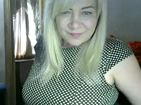 Snapshot of AgoniA7 chatting on 2, 3, 2025 AgoniA7 online show from 2, 3, 2025