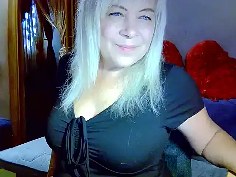 Snapshot of AgoniA7 chatting on 23, 9, 2025 AgoniA7 online show from 23, 9, 2025