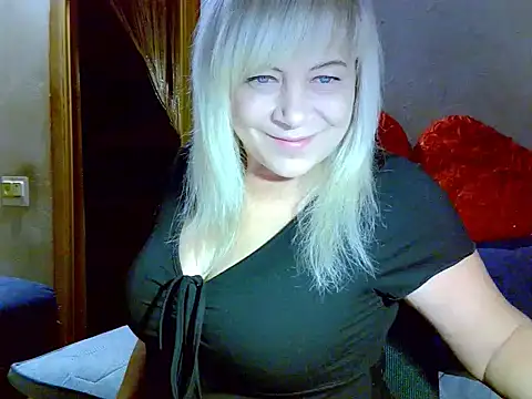 Snapshot of AgoniA7 chatting on 26, 10, 2025 AgoniA7 online show from 26, 10, 2025