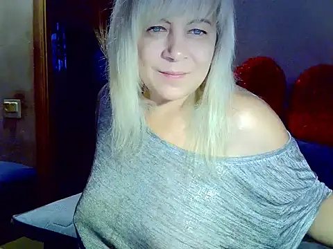 Snapshot of AgoniA7 chatting on 31, 10, 2025 AgoniA7 online show from 31, 10, 2025