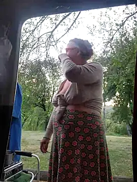 MucMilf59 online show from 22, 4, 2026