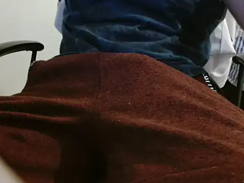 Snapshot of pudding24 chatting on 18, 11, 2025 pudding24 online show from 18, 11, 2025