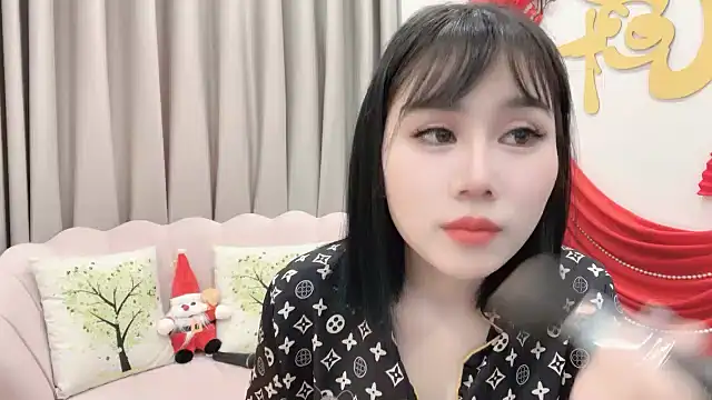 Snapshot of Meilian2021 chatting on 4, 2, 2025 Meilian2021 online show from 4, 2, 2025