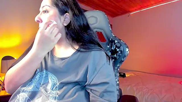 coraline latin online show from 13, 1, 2025