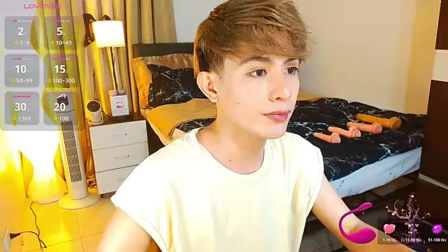 Snapshot of WildestTwink chatting on 24, 6, 2026 WildestTwink online show from 24, 6, 2026